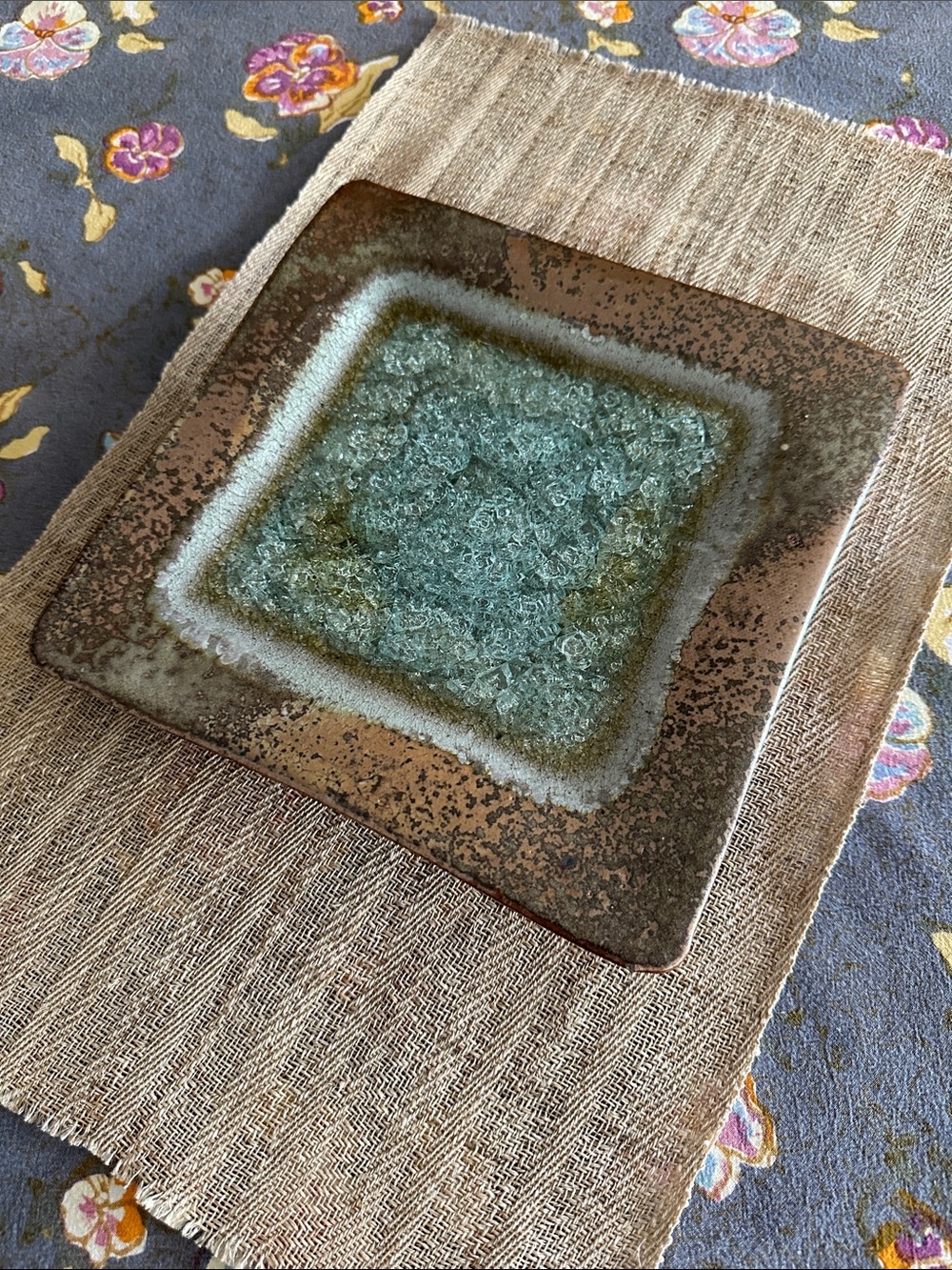 Footed crackle glass pottery plate